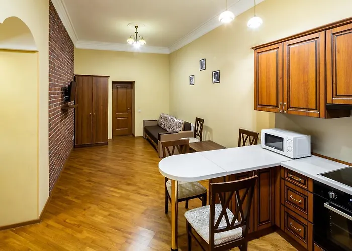 13 Franka 2 Leópolis