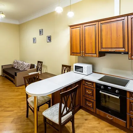 Apartment 13 Franka 2 *